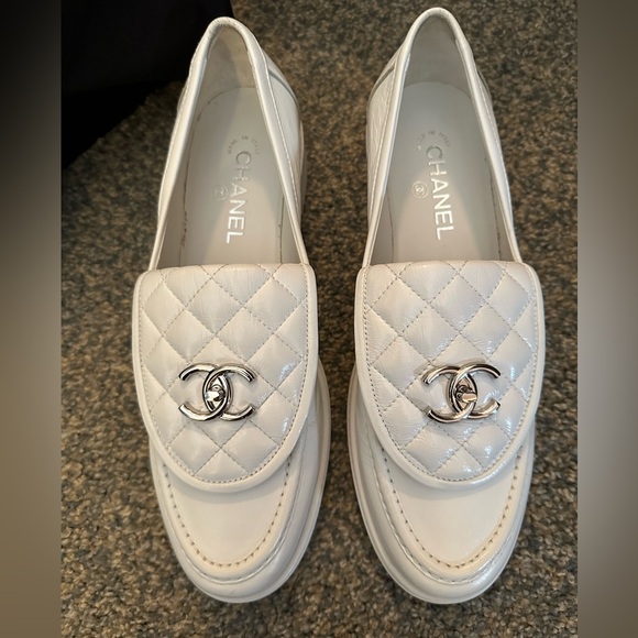 2023 Chanel Loafers eu42 - us10/11 - Picture 5 of 14